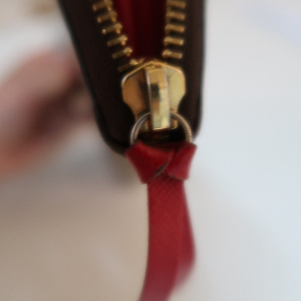 Louis Vuitton Clémence Wallet - Picture 5 of 8